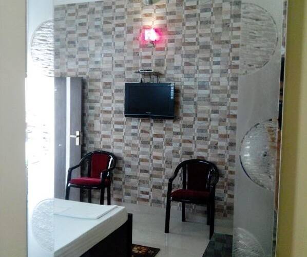 Hotel Tourist Bar & Restaurant, Agra 4